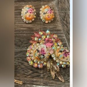 True Vintage Rare Juliana Set E + B Cream Peach Pink Uniquely Painted Stones